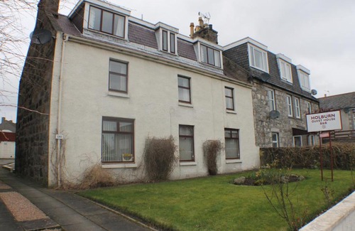 Central Aberdeen Casa | Holburn Guesthouse
