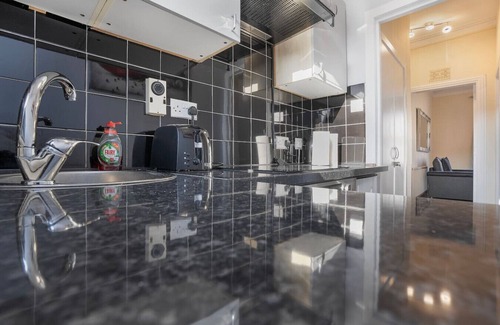 Central Aberdeen Apartamento | Holburn Street Lodge - Grampian Lettings