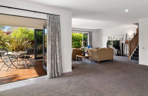 Holdens Bay Cabaña | Holdens Bay Retreat - Rotorua Holiday Home