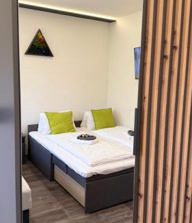 Kunfeherto Casa | Holdruta Vendégház