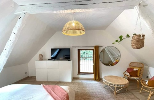 Bourguignon-sous-Montbavin Casa | Holiday home in a charming village