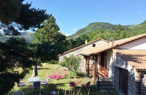 Saint-Etienne-de-Boulogne Casa | Casa de vacaciones: Casa independiente, situada en el sur de Ardèche.