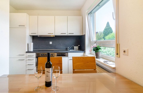 Lippertsreute Apartamento | Apartamento "Am Birnbaum" con jardín compartido y Wi-Fi
