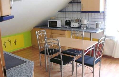 Poppenhausen Apartamento | Holiday apartment Wenz - Apartment, shower, toilet, 2 bedrooms