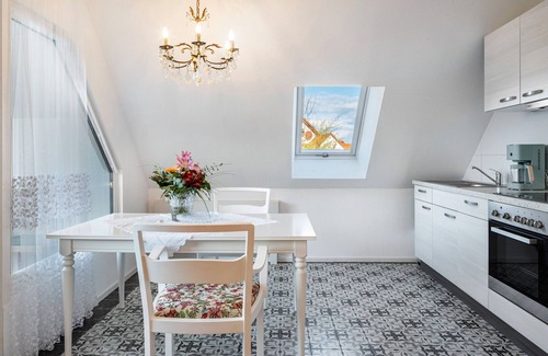 Oberrotweil Apartamento | Apartamento 'Rose' con vistas a la montaña, terraza privada y Wi-Fi