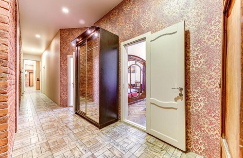 Aptekarskiy Ostrov Apartamento | Holiday 4BR Apartment
