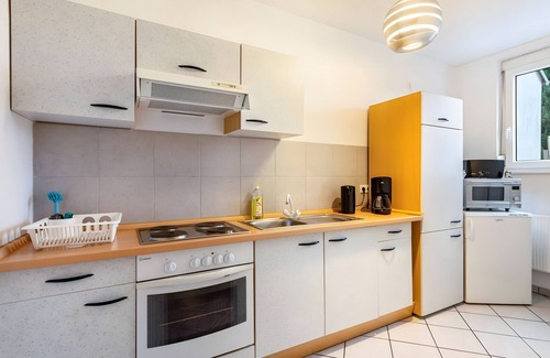 Ballrechten-Dottingen Apartamento | Apartamento 'Haus Castellblick' con vistas a la montaña, terraza privada y Wi-Fi