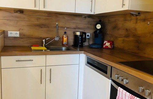 Kressbronn Apartamento | Holiday Apartment "Neu" with Mountain View, Balcony and Wi-Fi