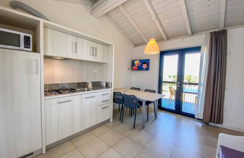 Cavalcaselle Apartamento | Holiday apartment with pool and sun loungers