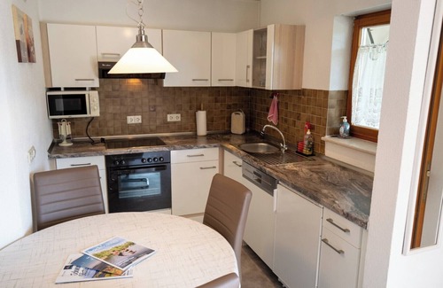 Brandenberg-Fahl Apartamento | Apartamento vacacional "Haus Franziska" con vistas a la montaña, terraza privada y Wi-Fi