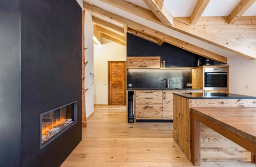 Trodena Apartamento | Apartamento vacacional 'Naturoase Stegerhof Margerite' con vistas a la montaña, piscina comunitaria y sauna