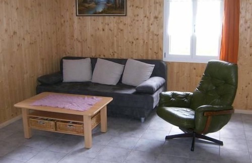 Buerglen Chalet De Esquí | Apartamento de vacaciones Haldi b. Schattdorf para 1 - 7 personas con 2 dormitorios - Chalet de made