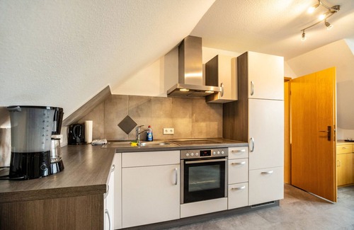 Stedesdorf Apartamento | Apartamento vacacional 'Nordsee Ferienwohnung Möwe' con jardín y Wi-Fi