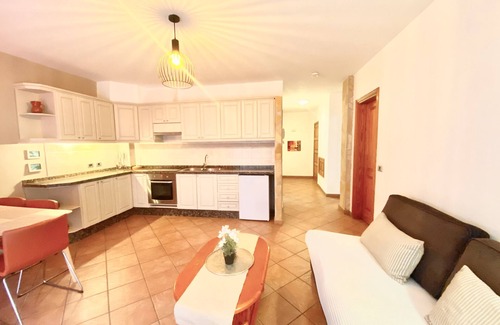 Playa San Juan Apartamento | Apartamento vacacional "Casa Emma" con balcón y Wi-Fi