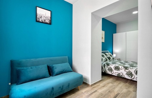 Campoamor Apartamento | Holiday Apartment "Umihouse 12" with Balcony, A/C & Wi-Fi