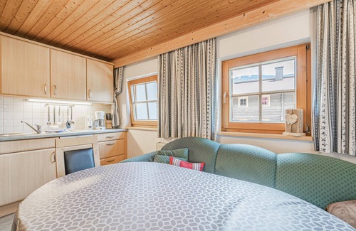 Feuring Apartamento | Holiday apartment with balcony on farm