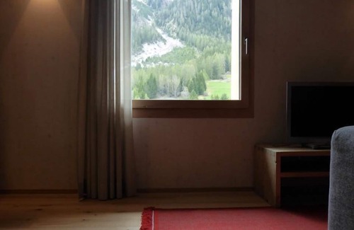 Berguen Apartamento | Apartamento de vacaciones Bergün / Bravuogn para 1 - 4 personas - Apartamento