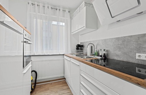 Friedrichshafen Apartamento | Apartamento vacacional "Fairschlafen Am See" con terraza privada y Wi-Fi