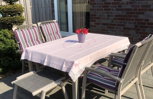 Niederkruechten Apartamento | Holiday apartment “Dilborner Benden”