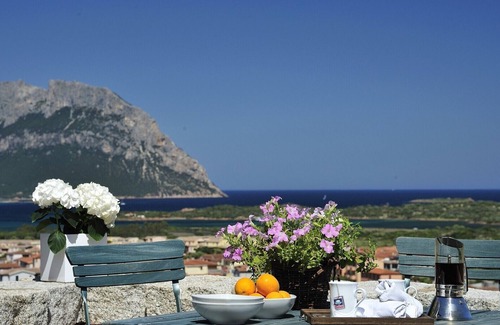Porto San Paolo Apartamento | Holiday apartments L'Ea di Lavru SEA VIEW Studio apartment -TOP INTERIOR DESIGN