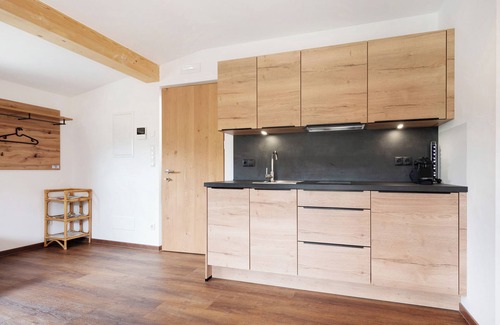 Riscone Apartamento | Apartamento vacacional "Haus Mader 1" con vistas a la montaña, terraza privada y Wi-Fi