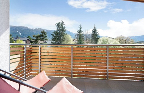 Riscone Apartamento | Apartamento vacacional "Haus Mader 1" con vistas a la montaña, terraza privada y Wi-Fi