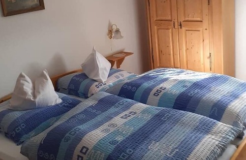 Untergriesbach Apartamento | Holiday apartment with a large garden to linger