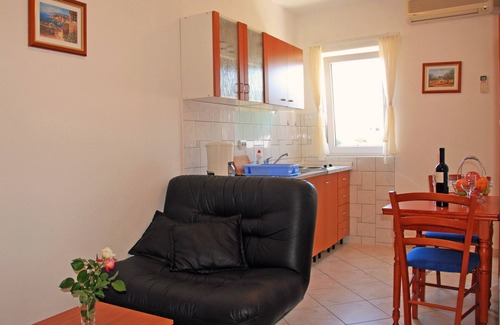Seget Vranjica Apartamento | APARTAMENTO DE VACACIONES A 30 M DEL MAR
