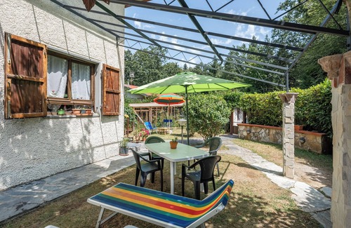 Villa Bascilica Apartamento | Holiday Apartment "Licia" with Breakfast, Private Terrace, Balcony & Wi-Fi