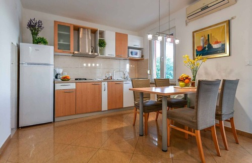 Stara Baska Apartamento | Apartamento vacacional 100 m del Adriático
