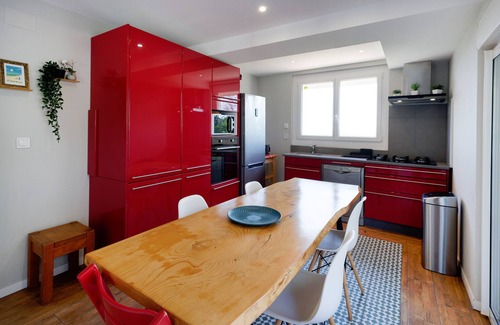 Behobie Apartamento | Apartamento vacacional "12 Pers 5km Plage Hendaye" con vistas al mar, 2 terrazas privadas y Wi-Fi