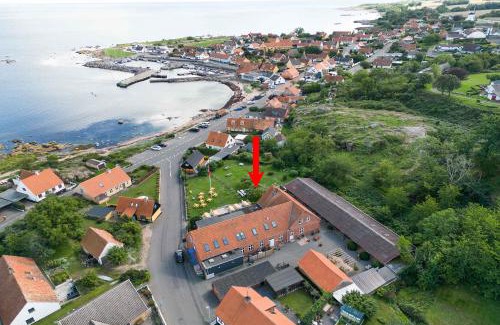 Svaneke Apartamento | Holiday Apartment 5 At Beautiful Solgaarden