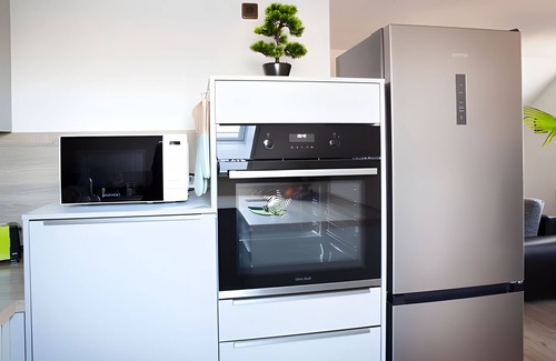 Marktbergel Apartamento | Apartamento vacacional 'Am Palmengarten' con balcón y wifi
