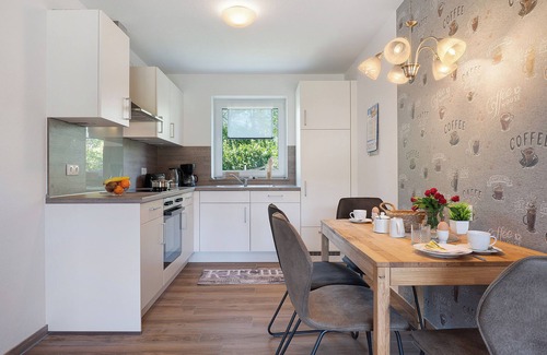 Lastrup Apartamento | Apartamento vacacional 'Anna 2 Eg' con terraza privada y jardín