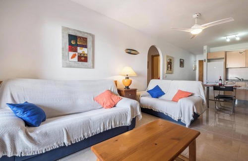 El Medano Apartamento | Apartamento vacacional "Apartamento en el Médano" cerca de la playa con Wi-Fi y piscina compartida