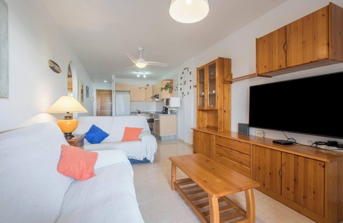 El Medano Apartamento | Apartamento vacacional "Apartamento en el Médano" cerca de la playa con Wi-Fi y piscina compartida