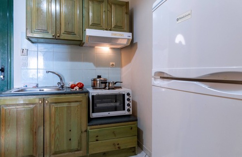 Vassiliki Apartamento | Apartamento vacacional 'Apostolos Apartment 1' Junto a la playa con Wi-Fi