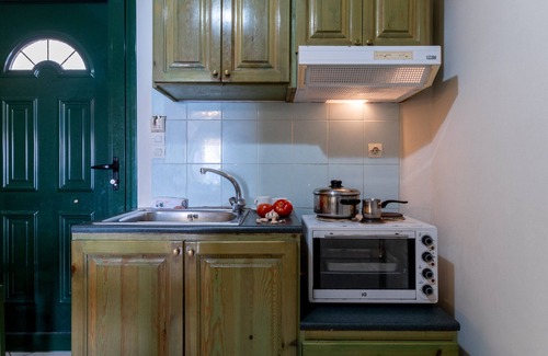 Vassiliki Apartamento | Apartamento vacacional 'Apostolos Apartment 1' Junto a la playa con Wi-Fi