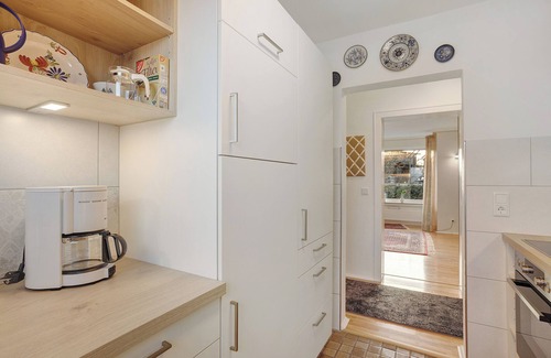 Arnsberg Apartamento | Apartamento vacacional 'Auszeit' con terraza privada, jardín comunitario y Wi-Fi