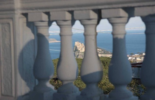 Fiaiano Apartamento | Apartamento de vacaciones Barano d'Ischia para 1 - 2 personas con 2 dormitorios - Casa adosada