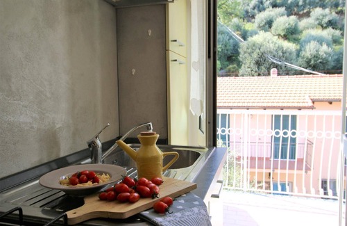 Torre del Mare Apartamento | Apartamento de vacaciones Bergeggi para 1 - 5 personas con 2 dormitorios - Apartamento en casa unifa