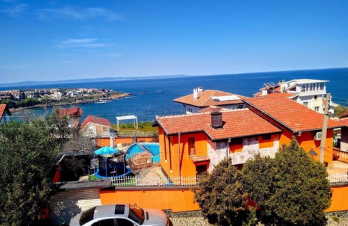 Chernomorets Apartamento | Apartamento de vacaciones Chernomorets para 1 - 4 personas con 4 dormitorios - Casa adosada