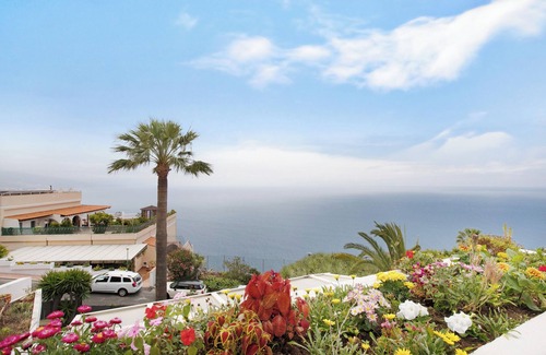 Puntillo del Sol Apartamento | Apartamento de vacaciones 'Casa Pelican' con vistas al mar, piscina privada y Wi-Fi