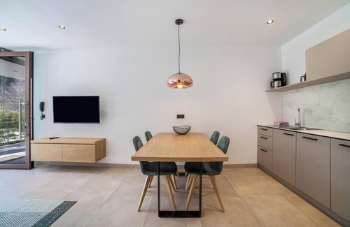 Saltusio Apartamento | Apartamento vacacional "Camping Passeier Bergliebe" con vistas a la montaña, piscina, sauna y Wi-Fi