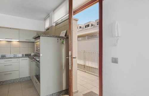 El Medano Apartamento | Apartamento de vacaciones 'Casa Médano 20 En El Médano' con vistas al mar, terraza y Wi-Fi
