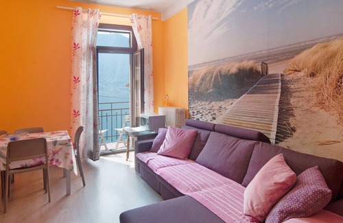 Colonno Apartamento | Apartamento vacacional Casa Mauro junto al lago con balcón