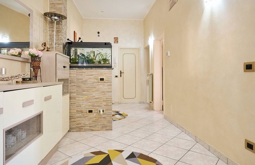 Piombino Apartamento | Apartamento vacacional "Casa Laureta" con terraza privada y Wi-Fi