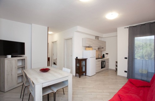 Padru Apartamento | Apartamento vacacional Casa Michela con vistas a la montaña, jardín y Wi-Fi