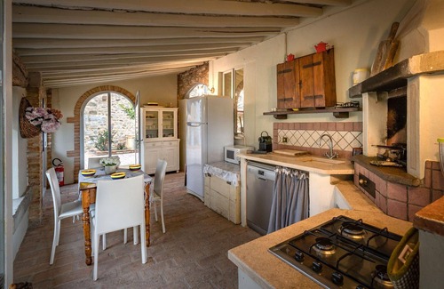 Chianni Apartamento | Apartamento de vacaciones Chianni para 1 - 4 personas con 2 dormitorios - Casa pareada