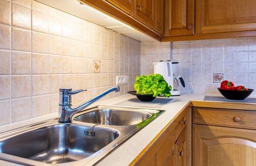 La Villa Apartamento | Apartamento vacacional 'Ciasa Alfred' con vistas a la montaña, Wi-Fi y balcón